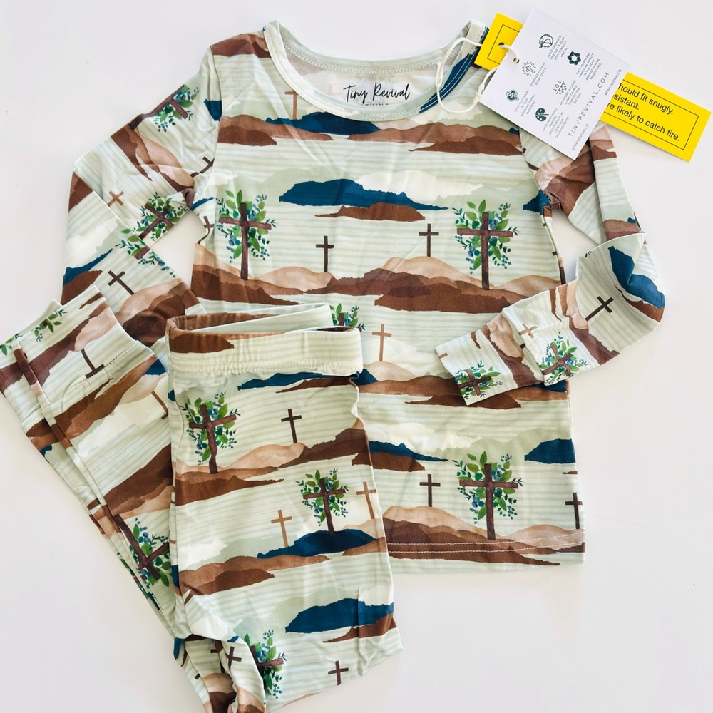 NWT Tiny Revival Risen Tencel Modal Long Sleeve Pajamas!